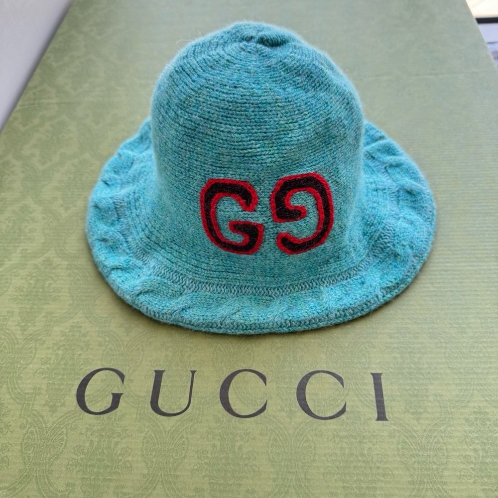 Authentic Gucci Teal Knit Hat with Red Emblem